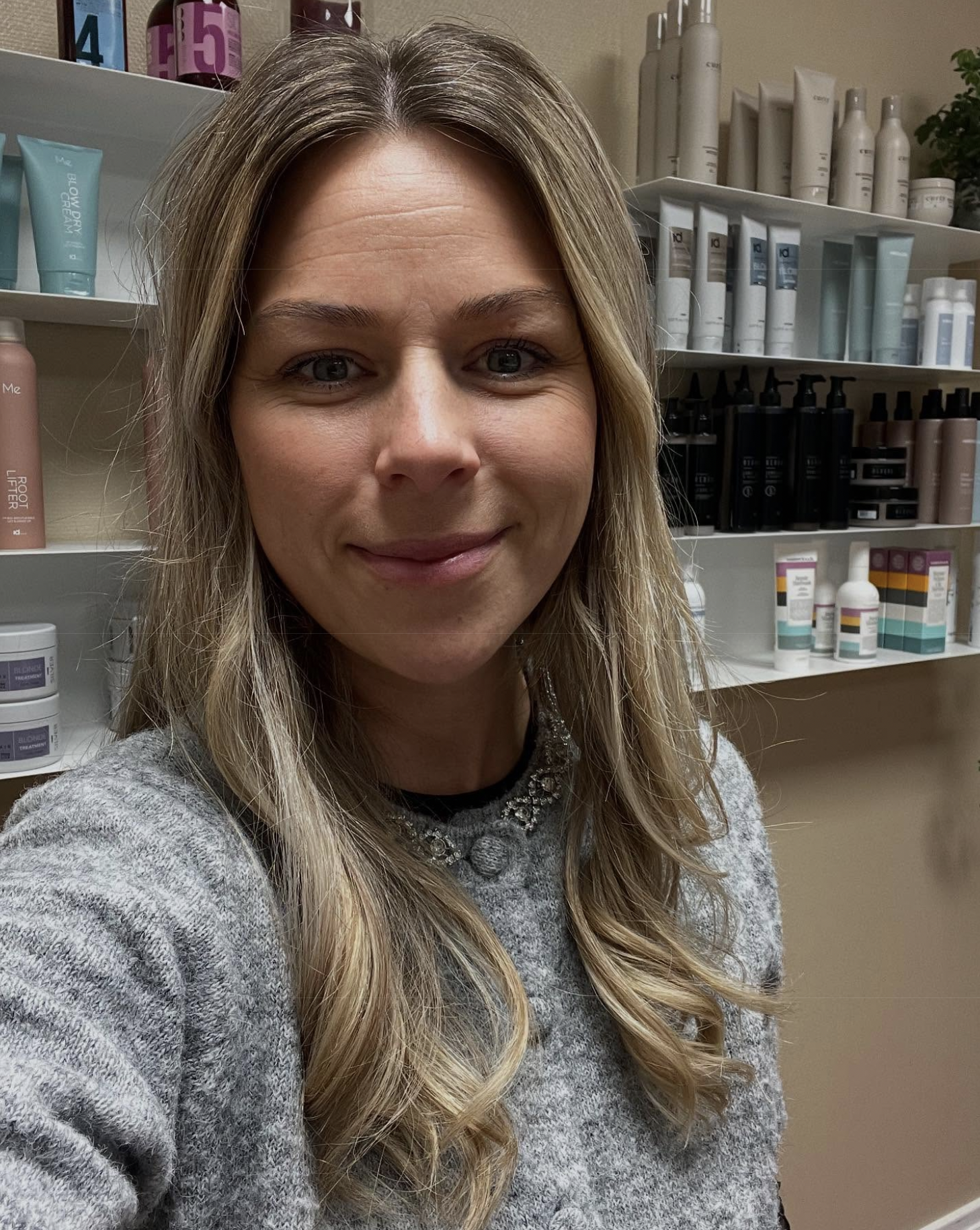 Rikke Jensen Salon Hairlighed Dianalund Logo design af Kandes